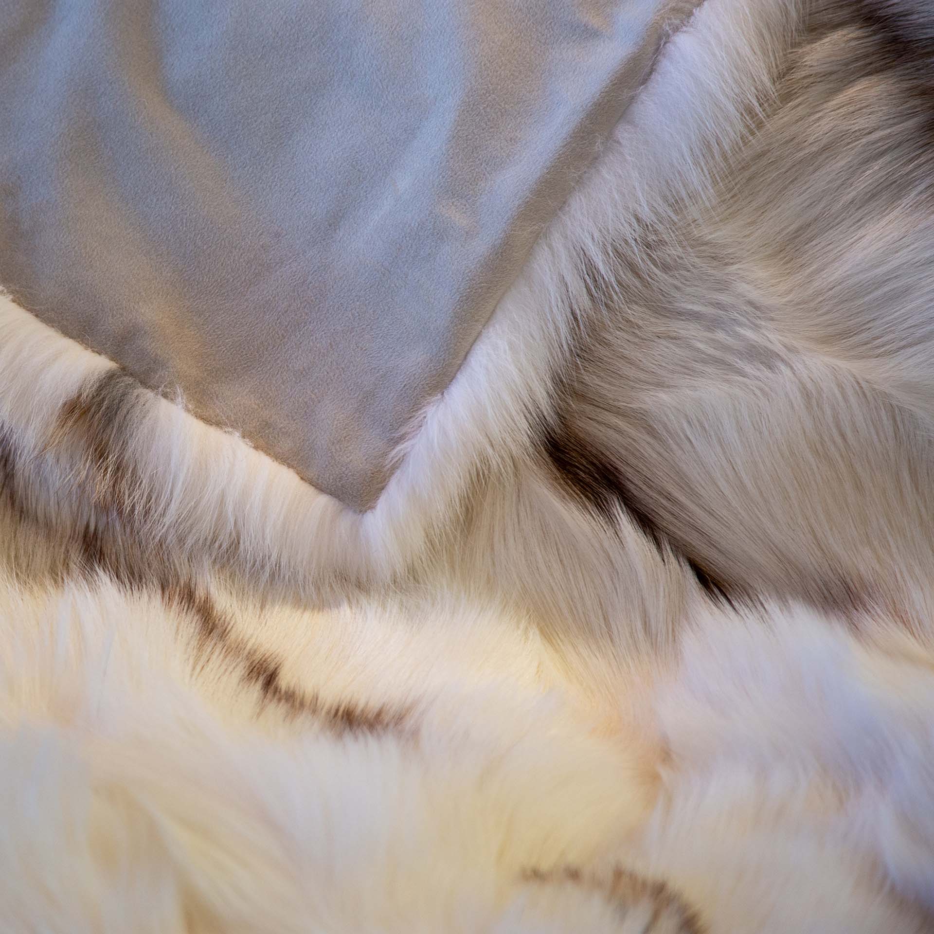 Scandinavian Sun Glo Fox Fur Blankets & Throws