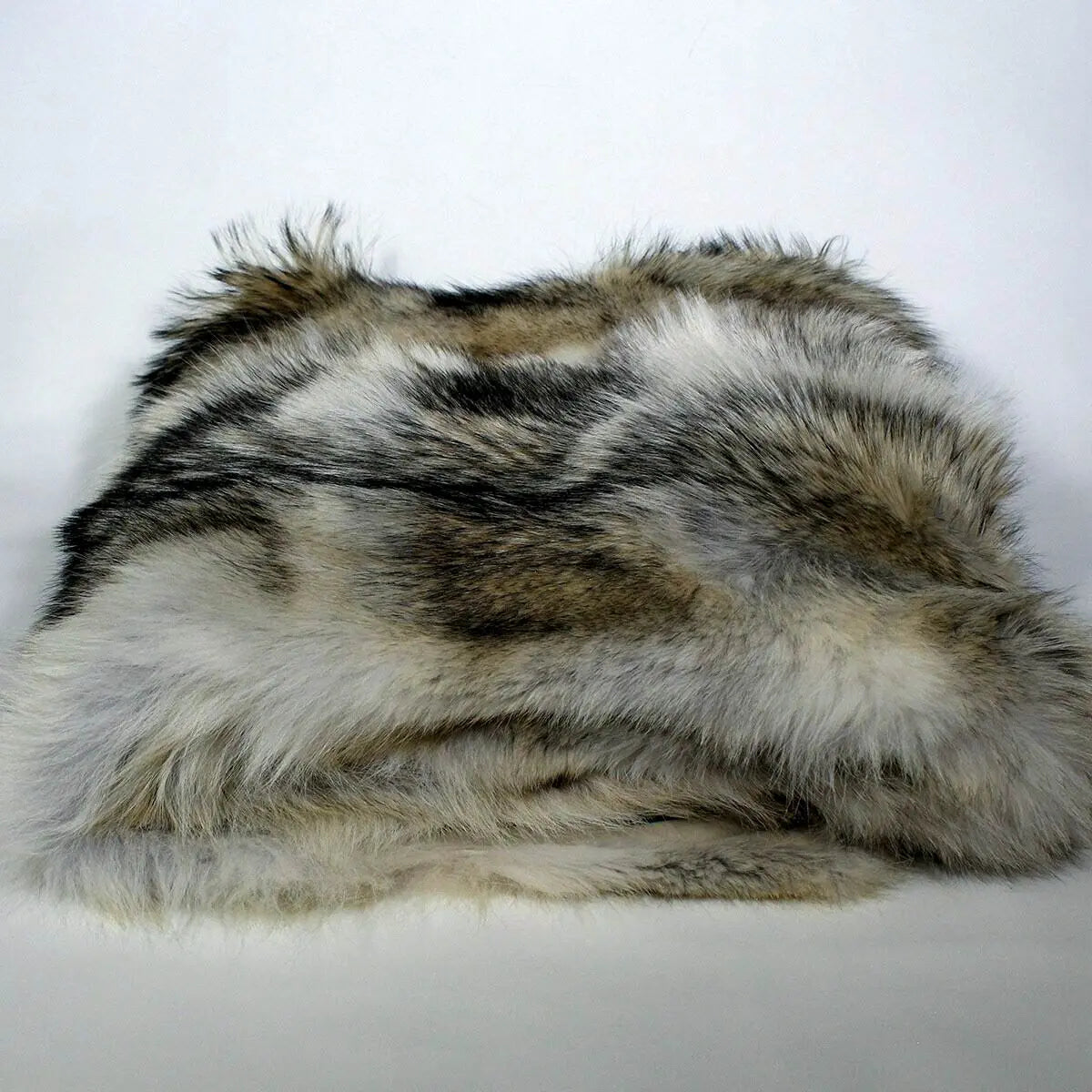 Real Arctic Wolf Fur Blanket True North Furs